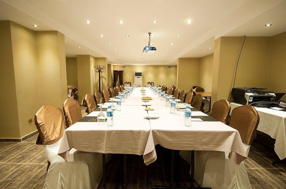 Kaya Premium Hotel Адана Екстериор снимка